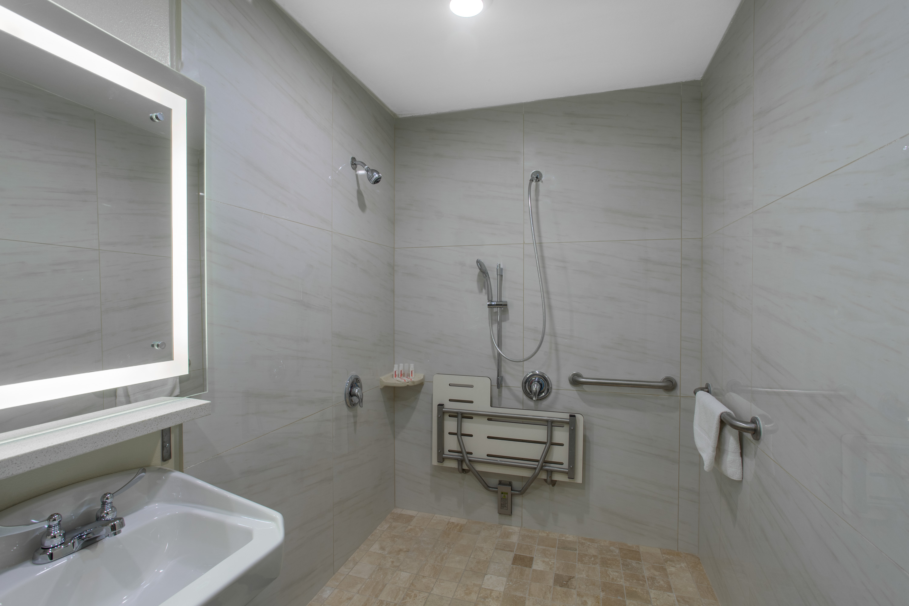 1 Double Bed Accessible Room